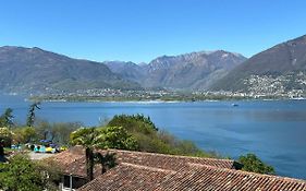 1 Zimmer Apartment mit Seesicht und Pool